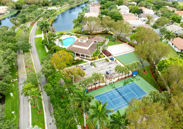 4th image of 6513 Sandpiper Dr, Coconut Creek, FL 33073 | MLS# B26018593