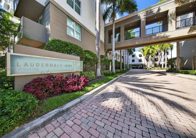2nd image of 2401 Ne 65Th St, Fort Lauderdale, FL 33308