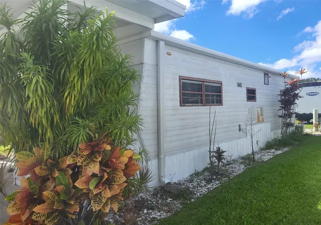 3rd image of 6502 Se 54Th Ln, Okeechobee, FL 34974 | MLS# B26018701