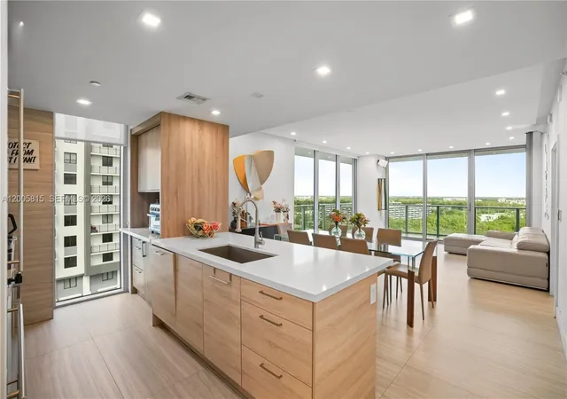 1st image of 16385 Ne Biscayne Blvd #1601+2 Parkings, Aventura, FL 33160 | MLS# A12005815