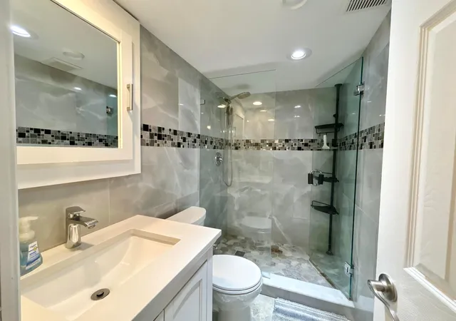 Homes for sale in Greenacres, FL | 223 Pine Hov Cir #C-2, Greenacres, FL 33463 | MLS# B26018806
