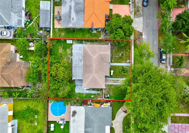 3rd image of 1921 Ne 158Th St, North Miami Beach, FL 33162 | MLS# A12005788