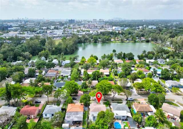 5th image of 1921 Ne 158Th St, North Miami Beach, FL 33162 | MLS# A12005788