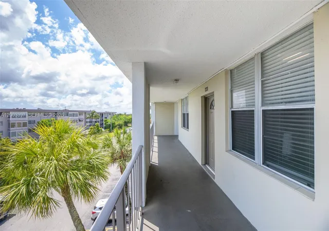 2nd image of 2999 Nw 48th Ave #448, Lauderdale Lakes, FL 33313 | MLS# A12003397