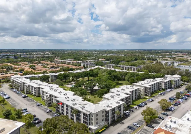 2nd image of 2999 Nw 48Th Ave, Lauderdale Lakes, FL 33313