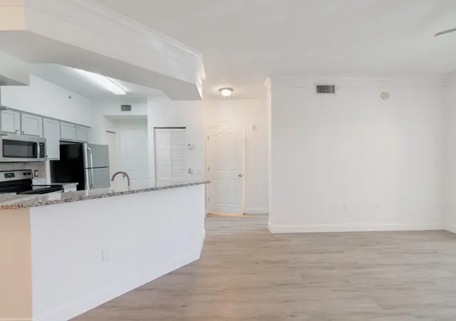4th image of 9873 Baywinds Dr #5107, West Palm Beach, FL 33411 | MLS# B26018890