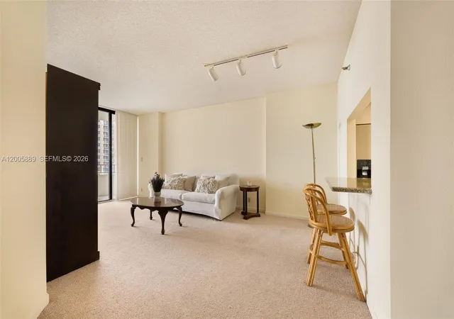 3rd image of 520 Brickell Key Dr #A1001, Miami, FL 33131 | MLS# A12005889