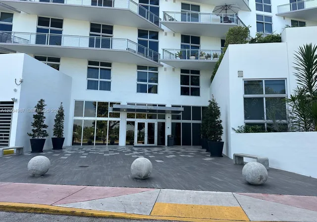 2nd image of 2001 Meridian Ave #426, Miami Beach, FL 33139 | MLS# A12004987