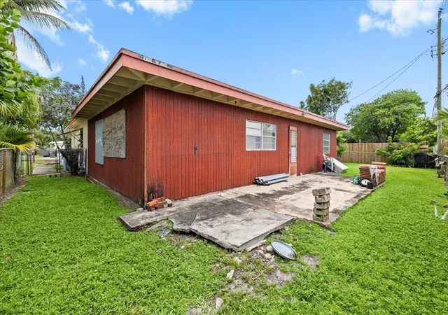 26th image of 1329 Sw 1st Ter, Pompano Beach, FL 33060 | MLS# B26019025