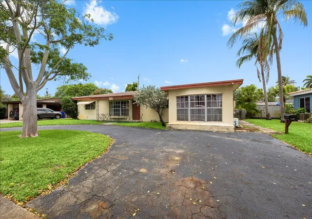 3rd image of 1329 Sw 1St Ter, Pompano Beach, FL 33060 | MLS# B26019025