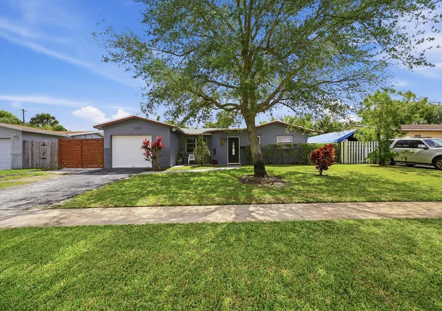 Homes for sale in Sunrise, FL | 2350 Nw 60th Ave, Sunrise, FL 33313 | MLS# B26019051