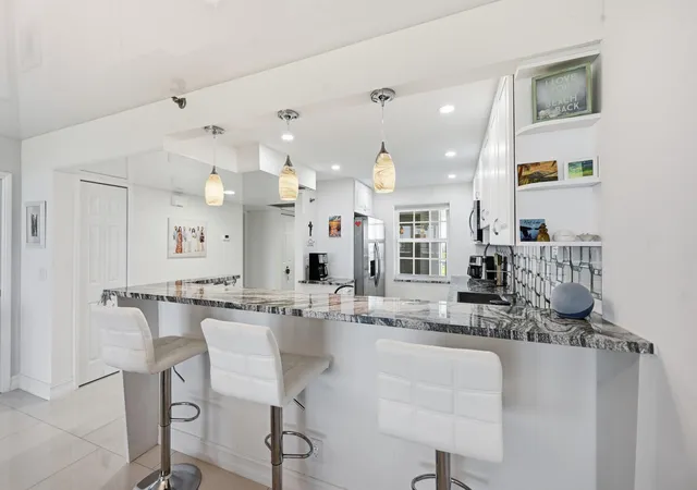 Homes for sale in Pompano Beach, FL | 4015 W Palm Aire Dr #1001, Pompano Beach, FL 33069 | MLS# B26019094