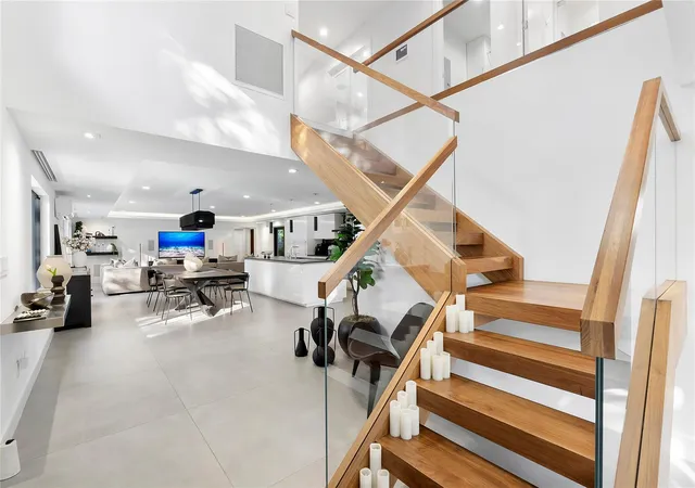 Photo 1 of Single family home for sale at 500 Ne 14th Avenue, Fort Lauderdale, FL 33301 | MLS# B26019121 | Listing updated on 2026-09-23