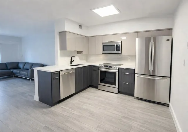 Homes for sale in Fort Lauderdale, FL | 3220 Bayview Dr #211, Fort Lauderdale, FL 33306 | MLS# B26019140