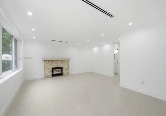 4th image of 5735 Sw 12Th St, West Miami, FL 33144 | MLS# A12006375