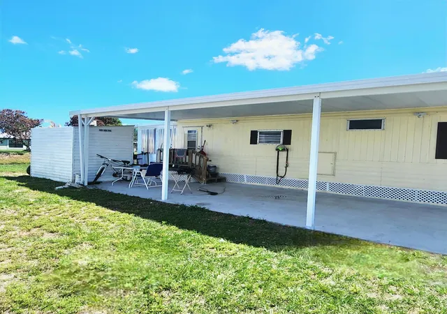 Homes for sale in Port Saint Lucie, FL | 42 Se Spanish Wy, Port Saint Lucie, FL 34952 | MLS# B26019159