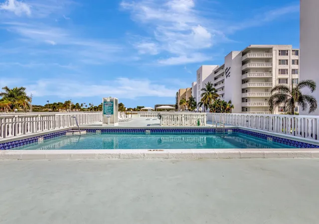 2nd image of 301 Lake Shore Dr, Lake Park, FL 33403