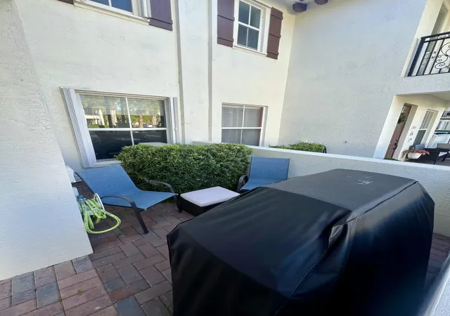 5th image of 4501 Mimosa Ter #1401, Coconut Creek, FL 33073 | MLS# B26019349