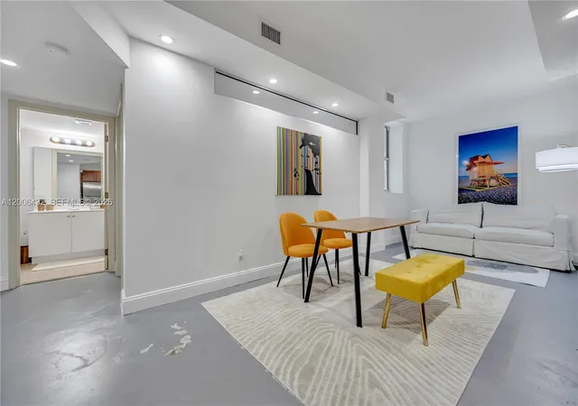 2nd image of 111 E Flagler St #506, Miami, FL 33131 | MLS# A12006432