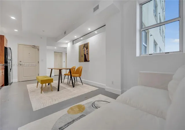4th image of 111 E Flagler St #506, Miami, FL 33131 | MLS# A12006432