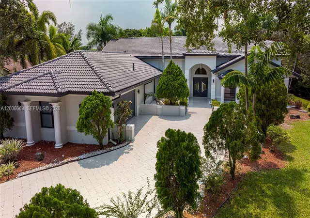 Homes for sale in Plantation, FL | 1361 Nw 116th Ave, Plantation, FL 33323 | MLS# A12006669