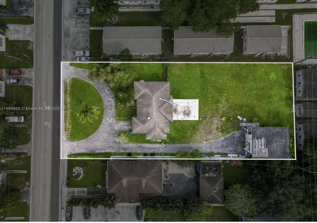 Photo 2 of Land for sale at 2646 Johnson St, Hollywood, FL 33020 | MLS# B26019385 | Listing updated on 2026-10-01