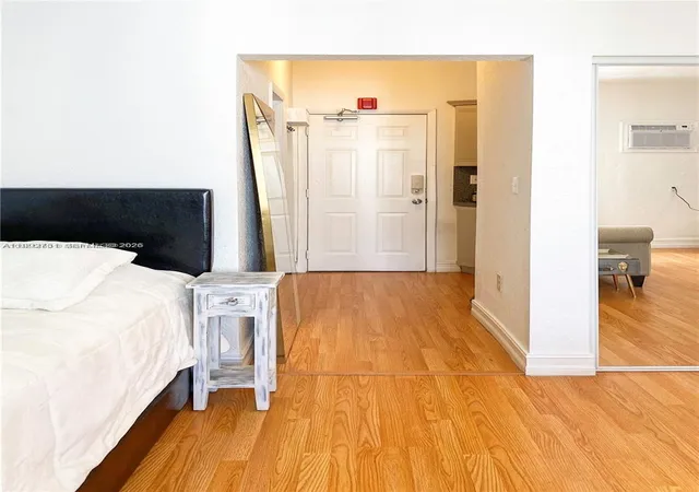 4th image of 820 Euclid Ave #203, Miami Beach, FL 33139 | MLS# A11992731