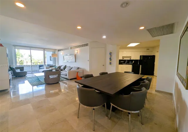 2nd image of 5161 Collins Ave #518, Miami Beach, FL 33140 | MLS# A12005492