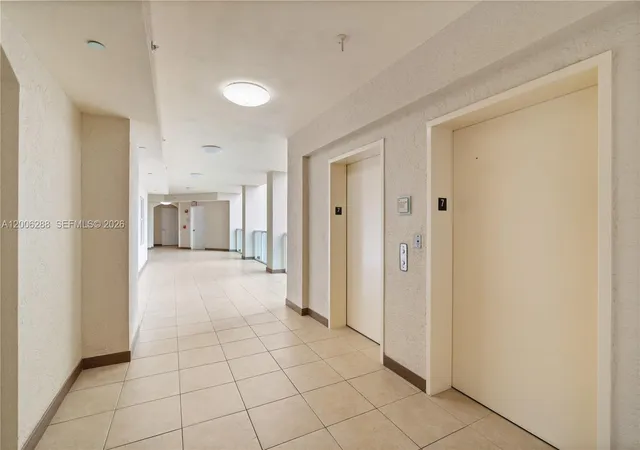 2nd image of 3330 NE 190th St, Miami, FL 33180