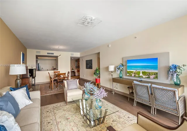 4th image of 3330 Ne 190Th St #712, Miami, FL 33180 | MLS# A12006288