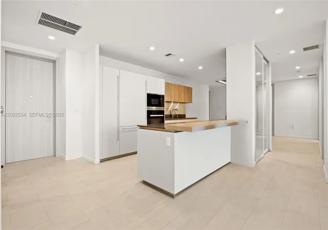 2nd image of 1000 Brickell Plz #PH5103, Miami, FL 33131 | MLS# A12002534