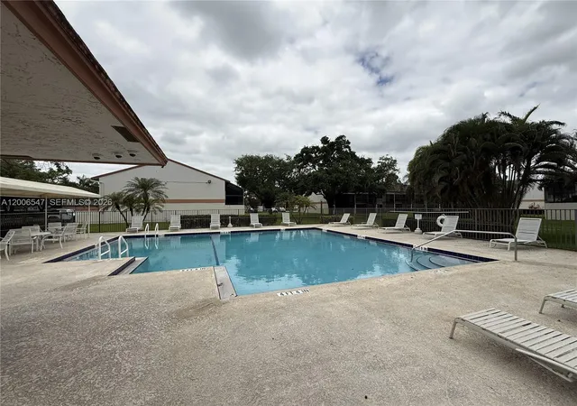 20th image of 4220 Sw 71st Wy, Davie, FL 33314 | MLS# A12006547