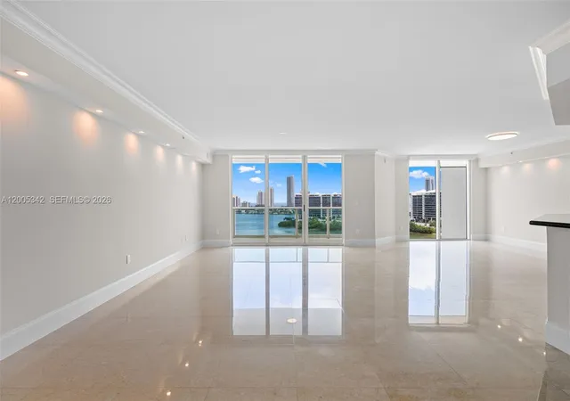 4th image of 3301 Ne 183Rd St #1604, Aventura, FL 33160 | MLS# A12005342