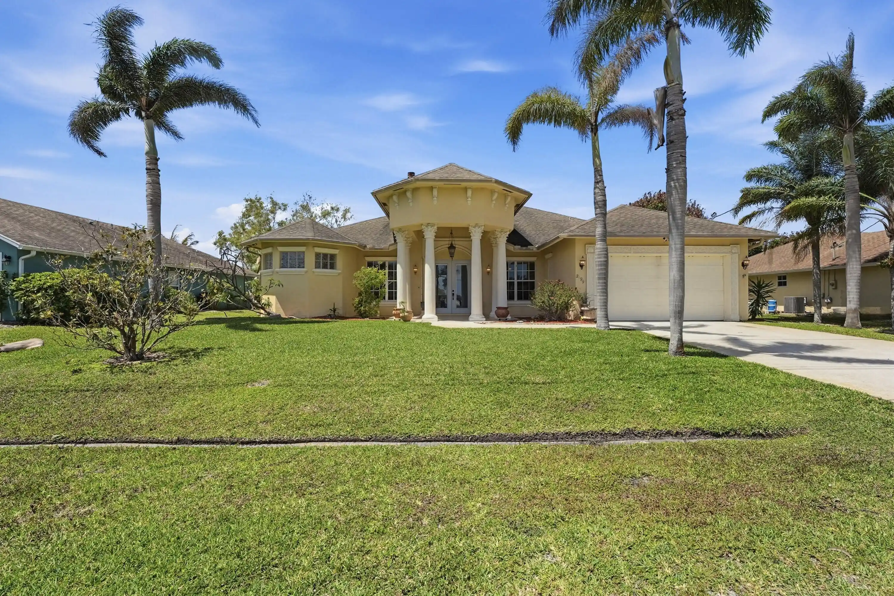 Photo 1 of Single family home for sale at 2199 Se Heathwood Cir, Port Saint Lucie, FL 34952 | MLS# B26019583 | Listing updated on 2026-10-27