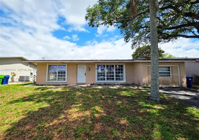 23rd image of 11661 Nw 31st Pl, Sunrise, FL 33323 | MLS# A12007074