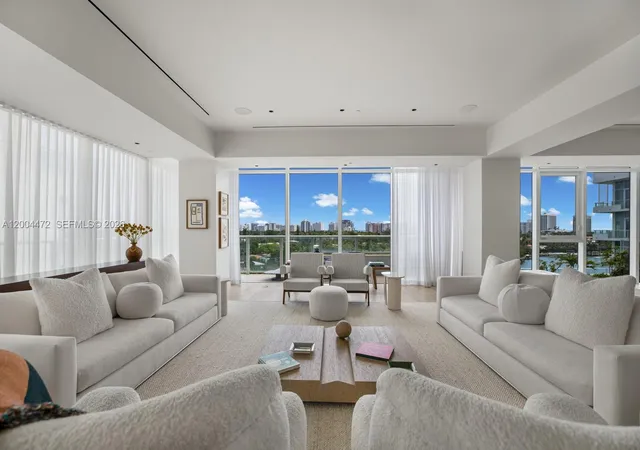 3rd image of 4701 N Meridian Ave #627, Miami Beach, FL 33140 | MLS# A12004472