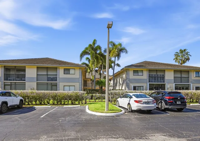 Homes for sale in Delray Beach, FL | 15378 Lakes Of Delray Blvd #15, Delray Beach, FL 33484 | MLS# B26019816