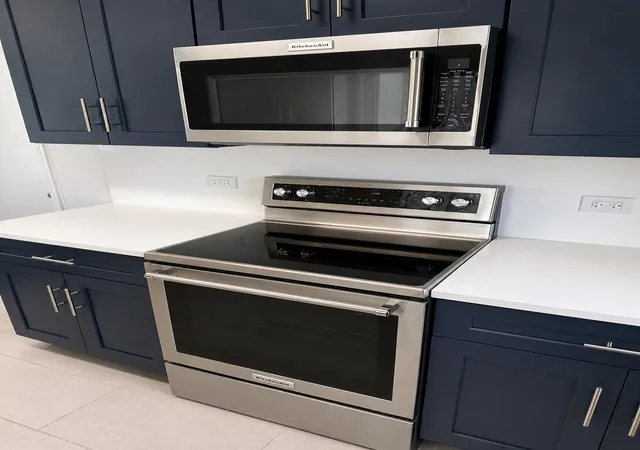 Photo 3 of Single family home for sale at 1107 S 15th Avenue, Hollywood, FL 33020 | MLS# B26019842 | Listing updated on 2026-09-28