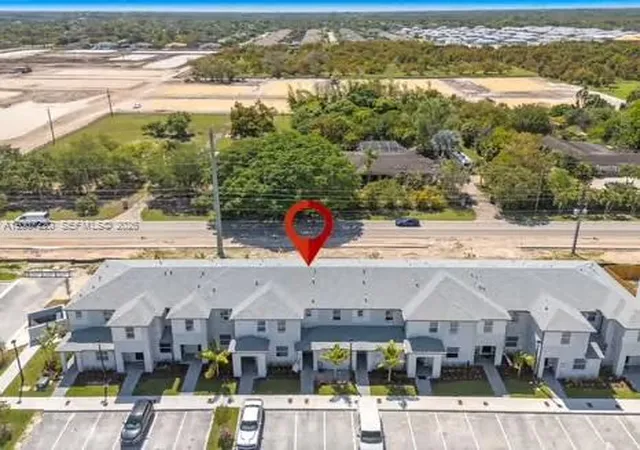 3rd image of 27704 Sw 156Th Ct, Princeton, FL 33032 | MLS# A12007220