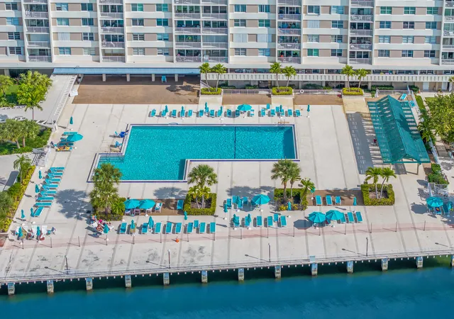 Photo 3 of Condo for sale at 300 Bayview Dr #1614, Sunny Isles Beach, FL 33160 | MLS# B26019856 | Listing updated on 2026-09-23