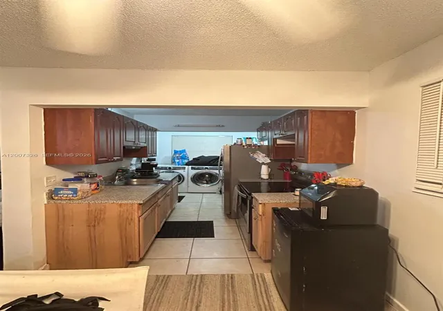 1st image of 1100 Ne 1st Ct #104, Hallandale Beach, FL 33009 | MLS# A12007326