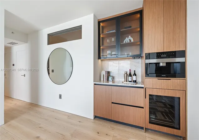 3rd image of 6365 Collins Ave #3904, Miami Beach, FL 33141 | MLS# A12007340