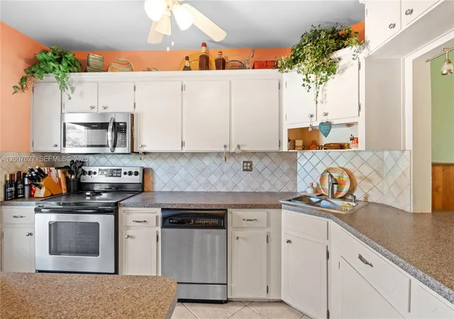 Homes for sale in Fort Lauderdale, FL | 900 Sw 12Th St #108, Fort Lauderdale, FL 33315 | MLS# A12007027