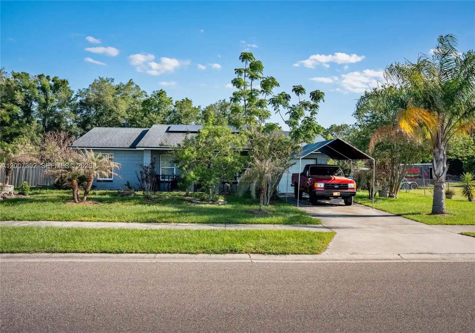 Photo 1 of Single family home for sale at 6924 Holly Crk Rd, Orlando, FL 32798 | MLS# A12007392 | Listing updated on 2026-05-31