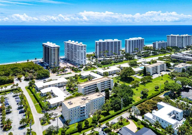 2nd image of 1299 S Ocean Blvd, Boca Raton, FL 33432