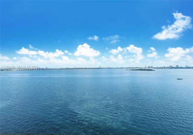 Homes for sale in Miami, FL | 725 Ne 22Nd St #7B, Miami, FL 33137 | MLS# A12007458