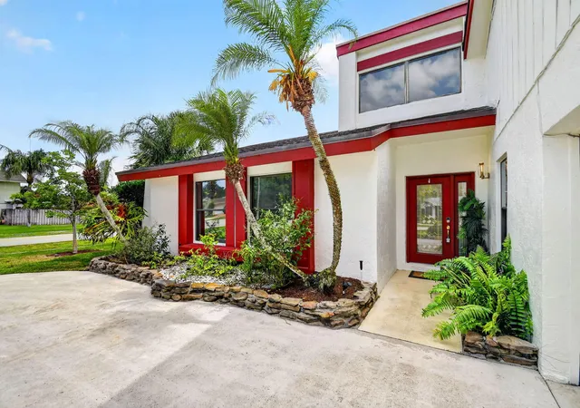 Photo 1 of Single family home for sale at 12260 Old Country Rd S, Wellington, FL 33414 | MLS# B26020054 | Listing updated on 2026-10-03