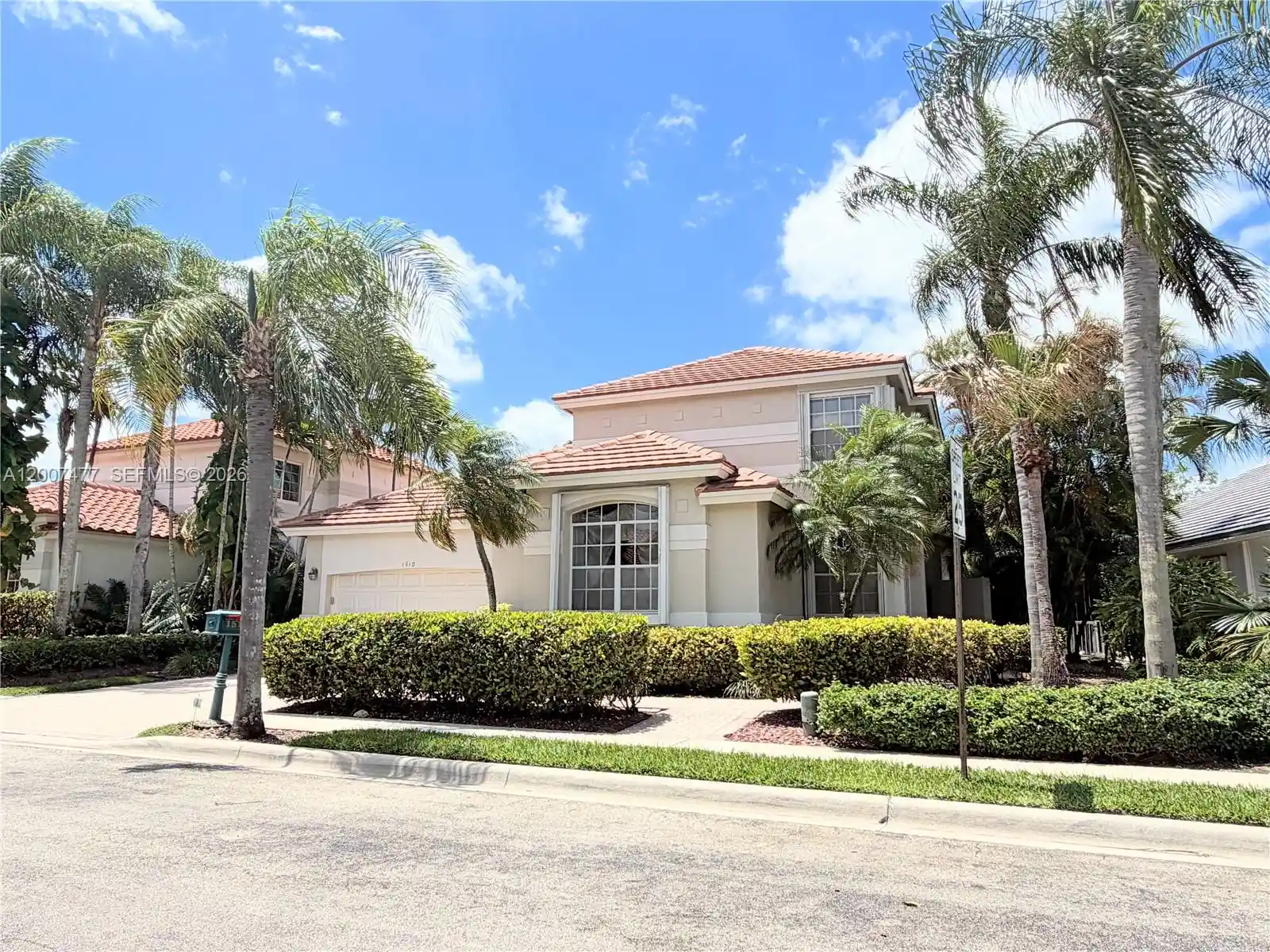 Single family home for sale at 1510 W Lacosta Dr, Pembroke Pines, FL 33027 | MLS# A12007477