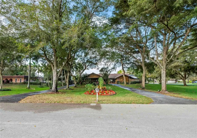 Single family home for sale at 10651 SW 27th Street, Davie, FL 33328 | MLS# A12007482 | Listing updated on 2026-07-06