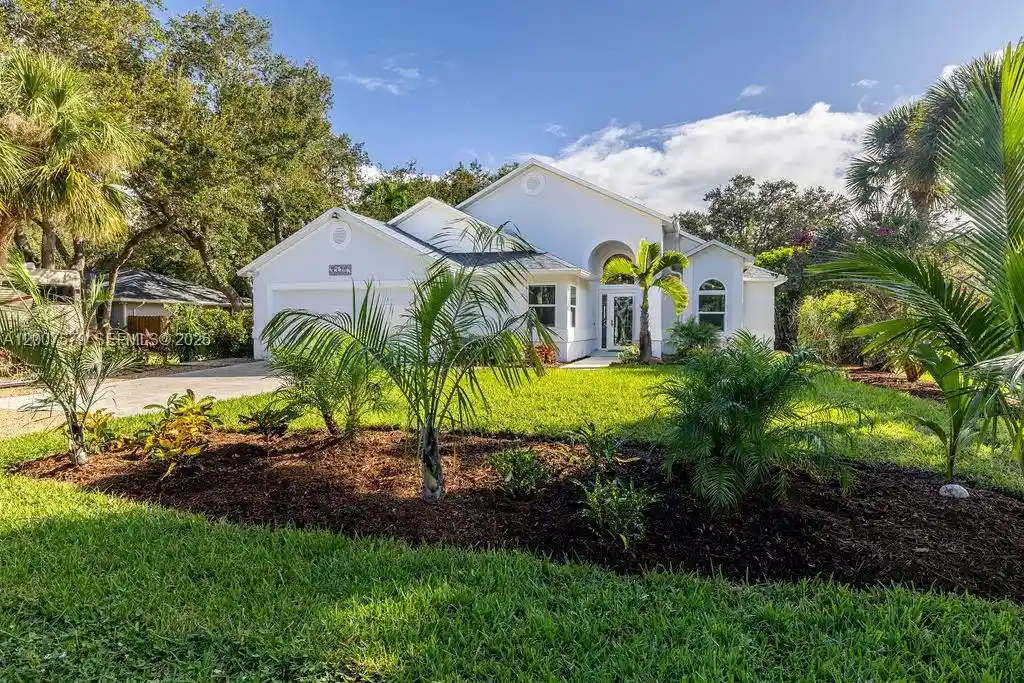 Single family home for sale at 9330 Seagrape Dr, Vero Beach, FL 32963 | MLS# A12007579